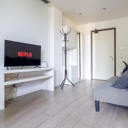 Lux Apartment Milano Metro M2 エクステリア 写真